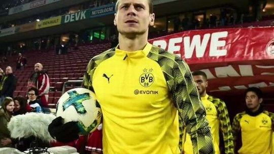 Łukasz Piszczek przedłużył kontrakt z Borussią (wideo)