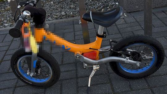 Łuków: 3-latek na rowerku potrącony przez samochód