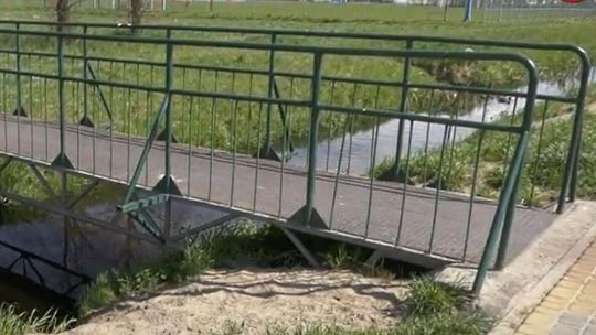 Łuków: Miasto szuka wykonawcy kładek na Krznie. Przetarg ogłoszono już po raz drugi.