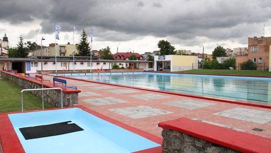Łuków: Popłyń z odnowionym "Delfinem. Baseny po remoncie