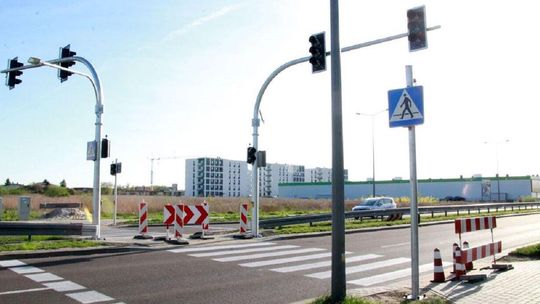 Łuków: Przejście dla pieszych jest, ale jakby go nie było. Przejdziesz, to dostaniesz mandat