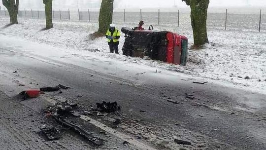 Łuków: Śnieg zaskoczył kierowców