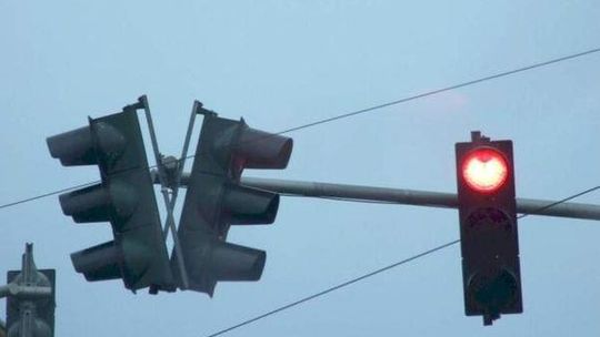 Łuków: Światła działają tylko do godz. 21. Czy będą świecić się dłużej?