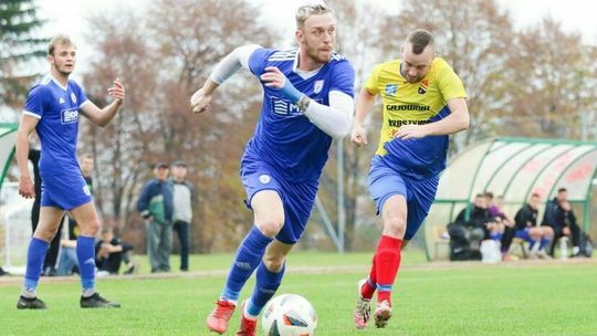 Lutnia Piszczac - Grom Kąkolewnica 3:0. Wyniki Keeza bialskiej  klasy okręgowej