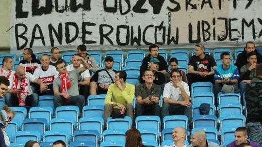 „Lwów odzyskamy, banderowców ubijemy”. Skandal na meczu Polska – Ukraina na Arenie Lublin