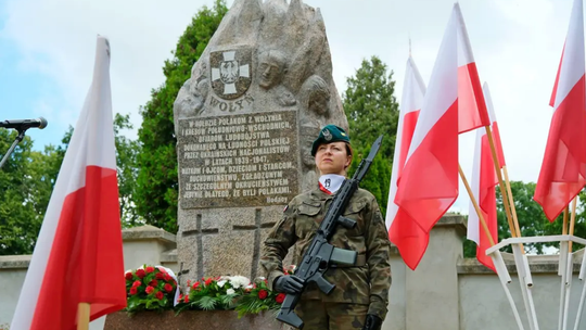Lwowscy radni upamiętnią UPA. Organizację odpowiedzialną za rzeź wołyńską