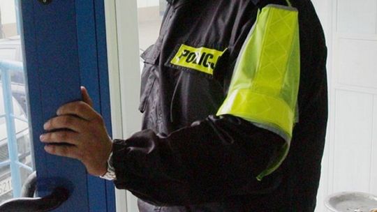Łychów: Kto zabił 80-latkę i jej krowę? Sprawcy nie wykryto