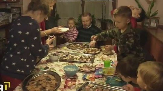 Mają aż 10 dzieci. Jak sobie radzą? "Przez prawie 10 lat byłam w ciąży"