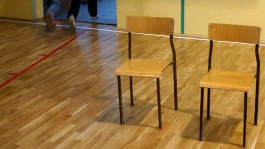 Mają coraz mniej uczniów. Dlatego otworzą liceum dla dorosłych