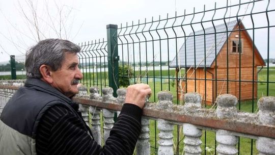 Mają dość imprez i muzyki. Miasto kupi od nich działkę