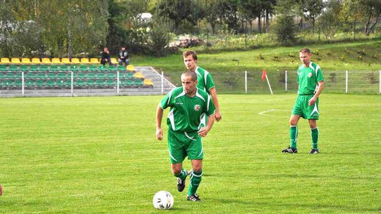 Mają drużynę w przebudowie. Kolejne sparingi w chełmskiej okręgówce