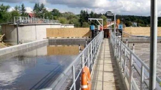 Mają nową oczyszczalnię ścieków. Więc podnoszą opłaty dla mieszkańców