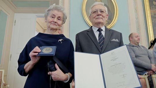 Mają za sobą wiele lat małżeństwa. Szmaragdowe i złote gody w Trybunale Koronnym