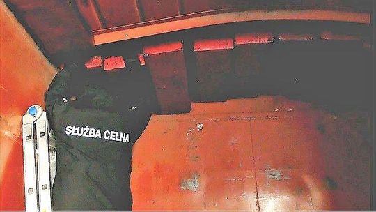 Mają zupełnie nowy sposób na przemyt. Wpadli na przejściu granicznym w Hrubieszowie