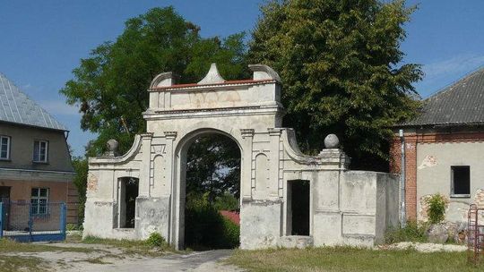 Majówka w Zawieprzycach: Rajd po muzeach