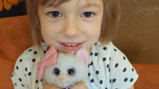 Mała Oliwia z Lublina w połowie drogi do spełnienia marzeń