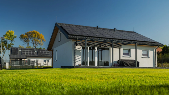 Małe domy szkieletowe – jak zmieścić wszystko na 80 m²?