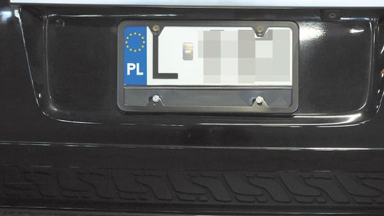 Małe tablice rejestracyjne, dla kogo i na co należy uważać?