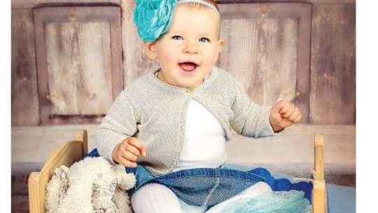 "Maluch na okładkę": Mała Zuzia w dużej sesji