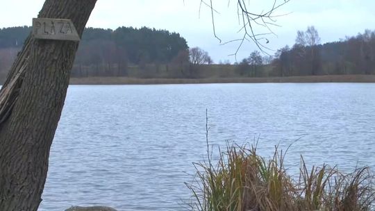 Małżeństwo lekarzy utonęło na jeziorze Zwiniarz po przewróceniu się łodzi