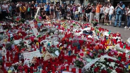 "Mam złamane serce, bo kocham to miasto". Rozmowa z Olgą Grzesiuk, która mieszka w Barcelonie