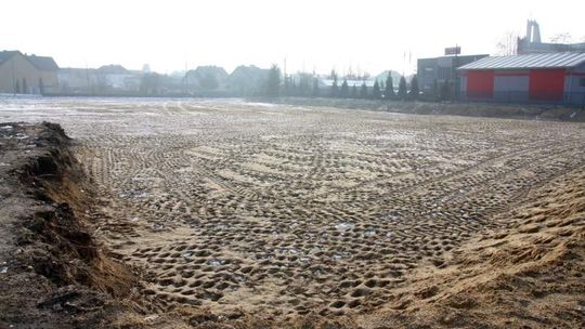 Market spożywczy zamiast galerii handlowej "Raj"