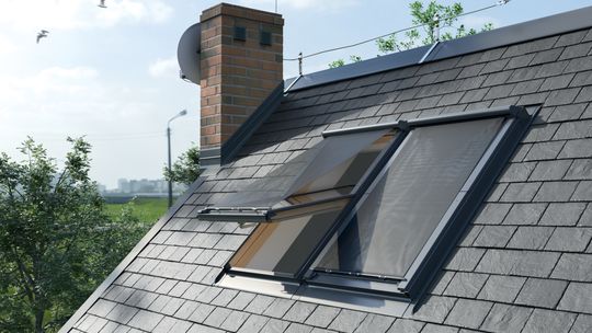 Markiza termoizolacyjna – jak skutecznie chronić dom przed słońcem?