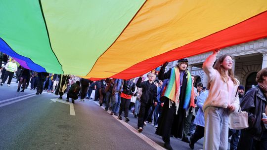 Marsz Równości na ulicach Lublina. Krzyczeli: Miłość, równość, cebularze!