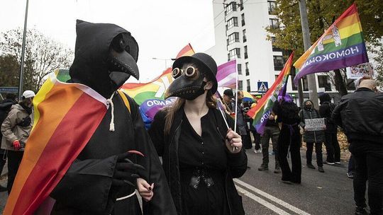 Marsz Równości w Lublinie. Zapis relacji na żywo [DUŻO ZDJĘĆ]