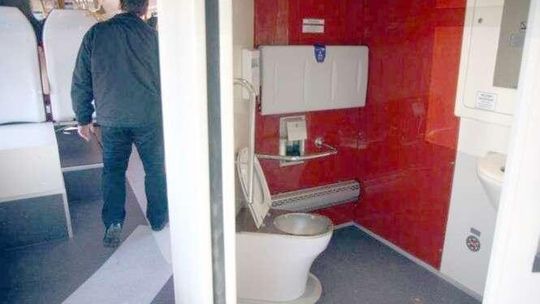 Marszałek chce kupić 11 nowych pociągów. Pojadą po przebudowie torów