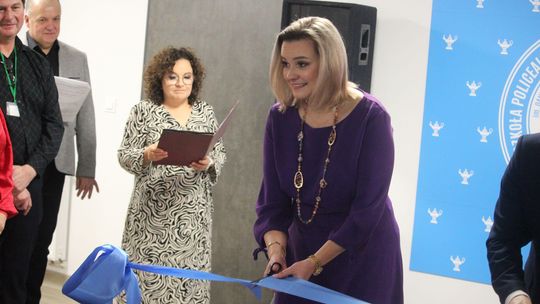 Marszałek dał szkole policealnej część budynku. Można przyjść bez matury 