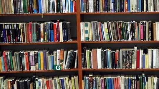 Marszałek pozbywa się bibliotek pedagogicznych