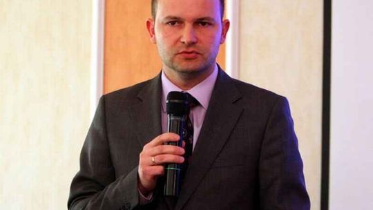 Marszałek prześwietli repertuary z okazji rocznicy katastrofy