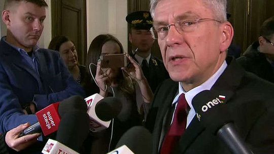 Marszałek Senatu chce skrócenia zakazu dla dziennikarzy