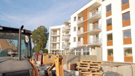 Marże kredytów hipotecznych poszły w górę. Ceny mieszkań stabilne