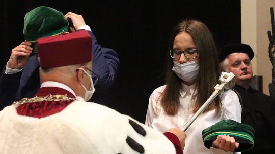 Maseczki i dystans. 1,9 tys. studentów w zaczyna naukę na Uniwersytecie Przyrodniczym