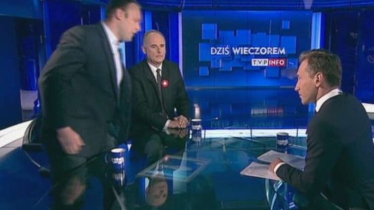 Mastalerek wychodzi ze studia. Dlaczego Komorowski nie przyjdzie na debatę?