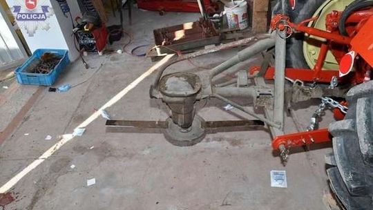 Maszyna do rozdrabniania gałęzi obcięła nogę rolnikowi