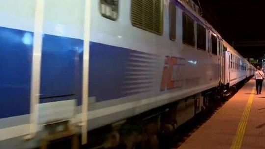 Maszynista wysiadł z pociągu i zostawił pasażerów. "Uważam go za bohatera"