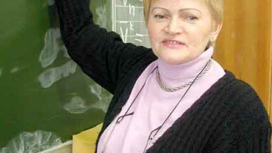 Matematyk z harcerską lilijką