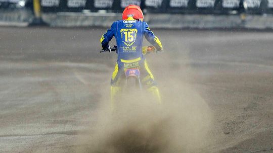 Mateusz Cierniak wyrwał zwycięstwo w SGP2 na trudnym torze w Pradze