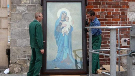 Matka Boska i św. Antoni wrócili na Bramę Krakowską (zdjęcia)