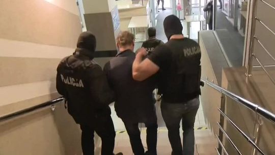 Matka i córka znalezione martwe. Sąsiad przyznał się do gwałtu i zabójstwa