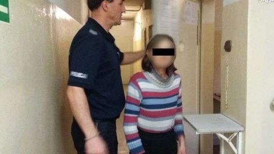 Matka podpaliła własnego syna gdy spał i wyszła z mieszkania