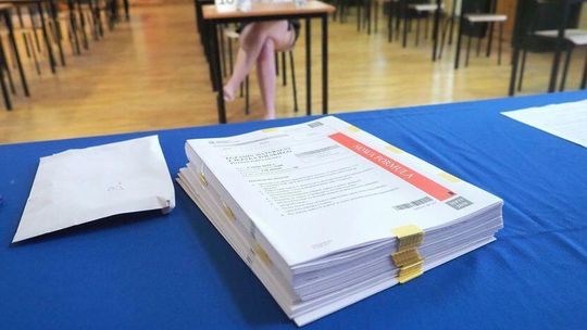 Matura 2020. Co się dzieje z arkuszami egzaminacyjnymi po skończonym egzaminie?