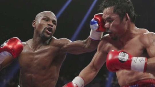 Mayweather - Pacquiao. Walka stulecia dla Amerykaniana (wideo)