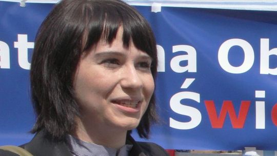 Mąż Magdaleny Gąsior-Marek w biurze posłanki, ale na wolontariacie
