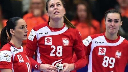 ME piłkarek ręcznych: Polska - Niemcy 22:23 (wideo)