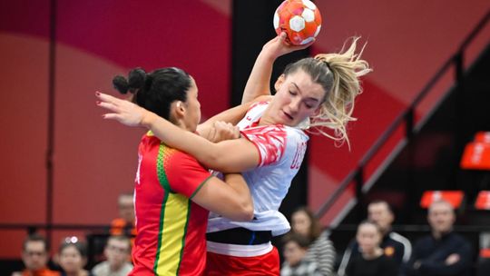 ME piłkarek ręcznych: Wymęczone zwycięstwo Polski nad Portugalią daje nadzieję