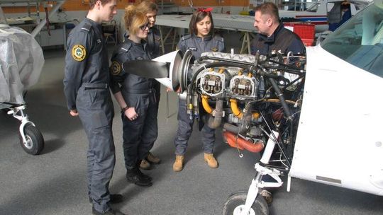 Mechanicy lotniczy z chełmskiej szkoły do Ryanair